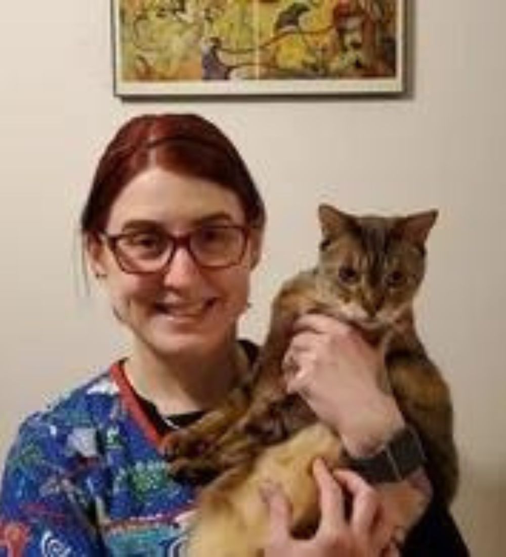Amanda, Veterinary Assistant